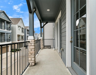11012 Mikula Drive - Photo Thumbnail 39