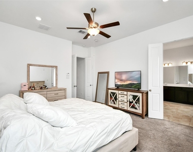 11012 Mikula Drive - Photo Thumbnail 20