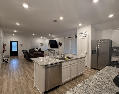 5323 Winding Stream Drive - Photo Thumbnail 4