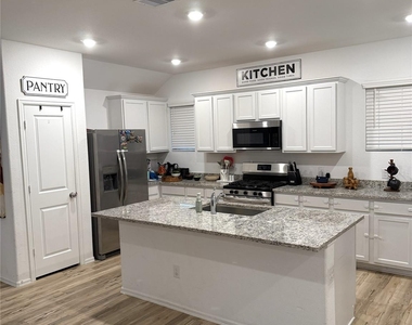 5323 Winding Stream Drive - Photo Thumbnail 6