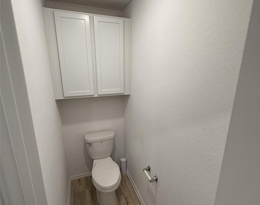5323 Winding Stream Drive - Photo Thumbnail 10