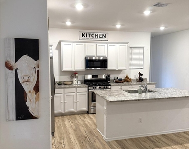 5323 Winding Stream Drive - Photo Thumbnail 7