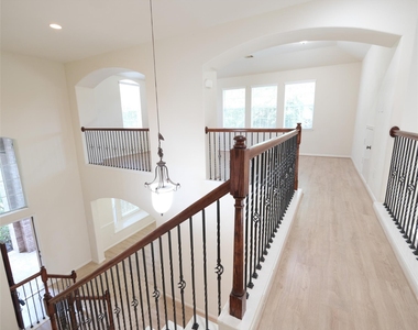 12802 Flat Creek Drive - Photo Thumbnail 13