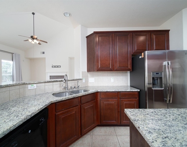 12802 Flat Creek Drive - Photo Thumbnail 9