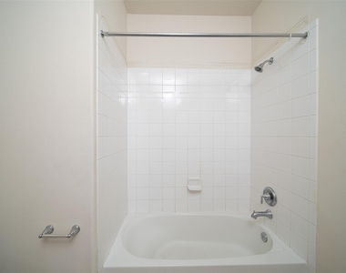 12802 Flat Creek Drive - Photo Thumbnail 33