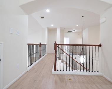 12802 Flat Creek Drive - Photo Thumbnail 18