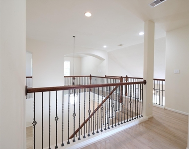 12802 Flat Creek Drive - Photo Thumbnail 21