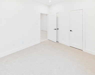 9609 Valeca Drive - Photo Thumbnail 28