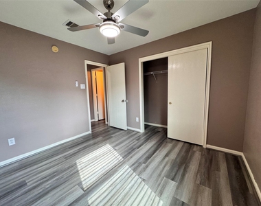 19115 Saddleville Mills Lane - Photo Thumbnail 16