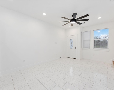 7706 Independence Street - Photo Thumbnail 3