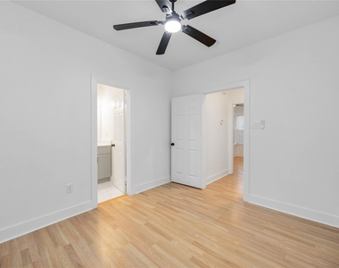 7706 Independence Street - Photo Thumbnail 16