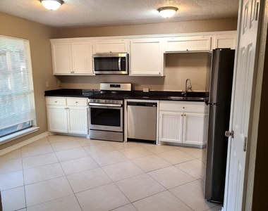 2410 Spring Dusk Lane - Photo Thumbnail 6