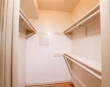 12635 Ashford Meadow Drive - Photo Thumbnail 9