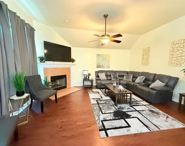 4010 Highland Vale Court - Photo Thumbnail 15