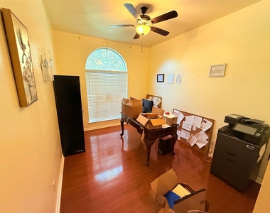4010 Highland Vale Court - Photo Thumbnail 19