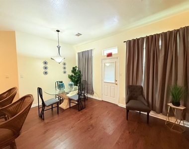 4010 Highland Vale Court - Photo Thumbnail 16
