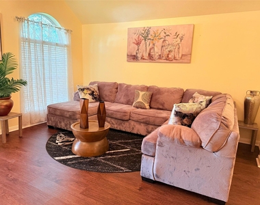 4010 Highland Vale Court - Photo Thumbnail 18