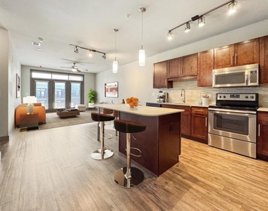 2910 Milam Street - Photo Thumbnail 7