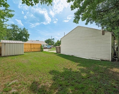 6741 Goforth Street - Photo Thumbnail 3
