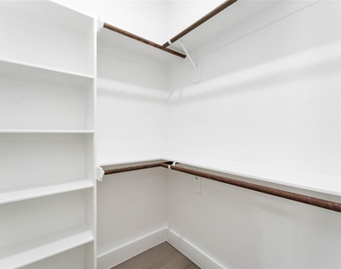 9406 Sandra Street - Photo Thumbnail 24