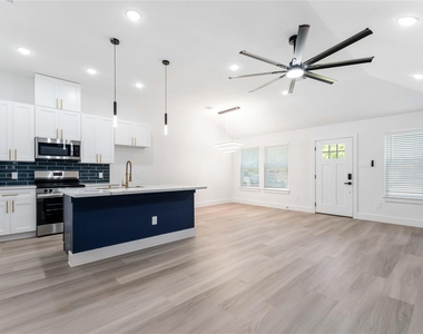 9406 Sandra Street - Photo Thumbnail 9