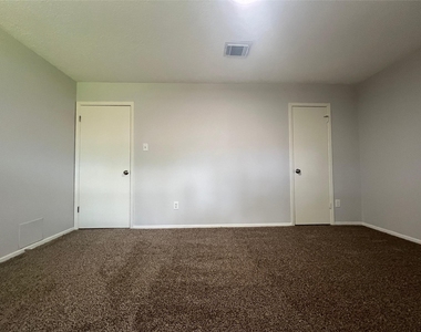 7012 Jetty Lane - Photo Thumbnail 21