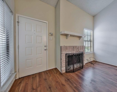 3149 Windchase Boulevard - Photo Thumbnail 3