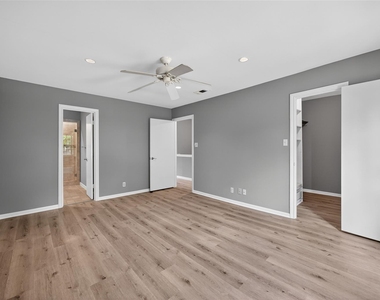 2109 Lander Lane - Photo Thumbnail 17