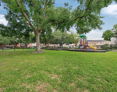2109 Lander Lane - Photo Thumbnail 30