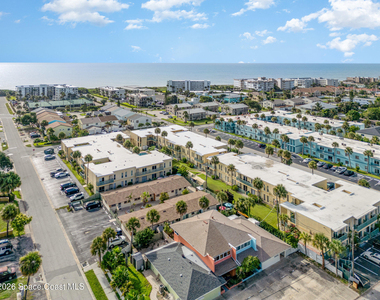 375 Polk Avenue - Photo Thumbnail 6