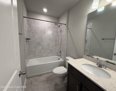 431 Brantley Street Se - Photo Thumbnail 4