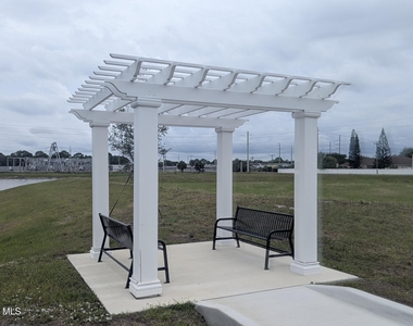 4317 Jetty Lane Ne - Photo Thumbnail 36