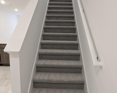 4317 Jetty Lane Ne - Photo Thumbnail 11