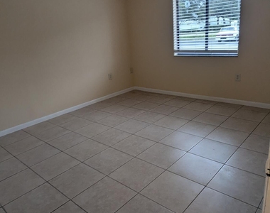 109 San Juan Circle - Photo Thumbnail 10