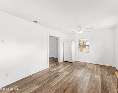 405 Dummitt Avenue - Photo Thumbnail 11