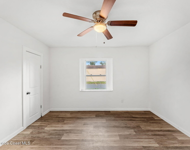 405 Dummitt Avenue - Photo Thumbnail 16