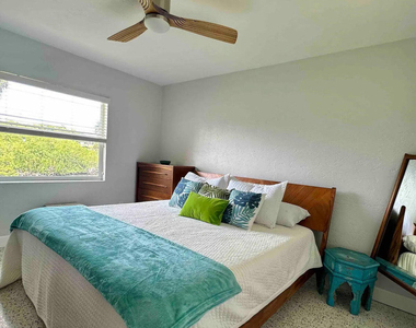 589 Hillside Court - Photo Thumbnail 8