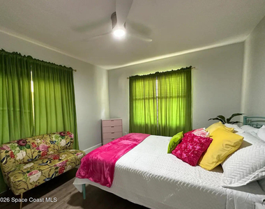 589 Hillside Court - Photo Thumbnail 12
