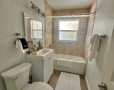 589 Hillside Court - Photo Thumbnail 15