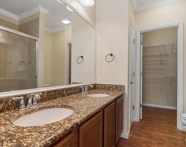 700 Ventura Drive - Photo Thumbnail 18