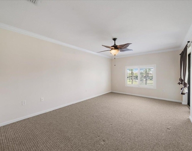 700 Ventura Drive - Photo Thumbnail 27