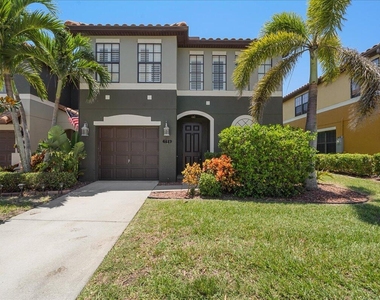 700 Ventura Drive - Photo Thumbnail 2