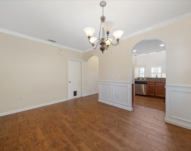 700 Ventura Drive - Photo Thumbnail 6