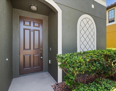 700 Ventura Drive - Photo Thumbnail 1