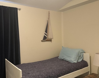 401 Seaport Boulevard - Photo Thumbnail 12