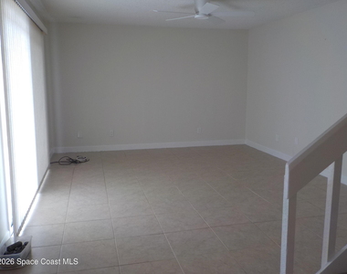 3711 Vista Oaks Circle Ne - Photo Thumbnail 4