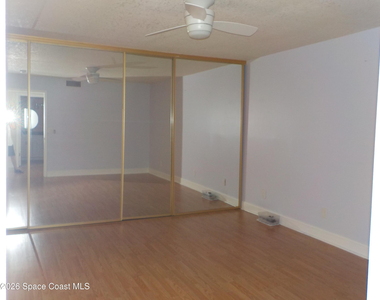 3711 Vista Oaks Circle Ne - Photo Thumbnail 7