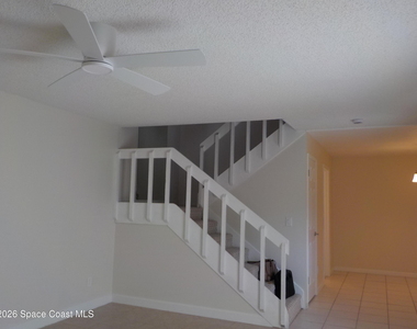3711 Vista Oaks Circle Ne - Photo Thumbnail 5