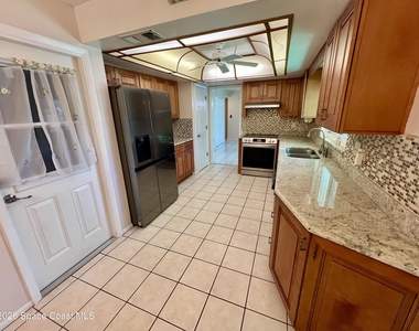 1497 Krin Court Ne - Photo Thumbnail 11