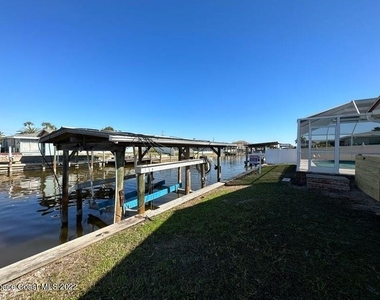 1660 Neptune Drive - Photo Thumbnail 24